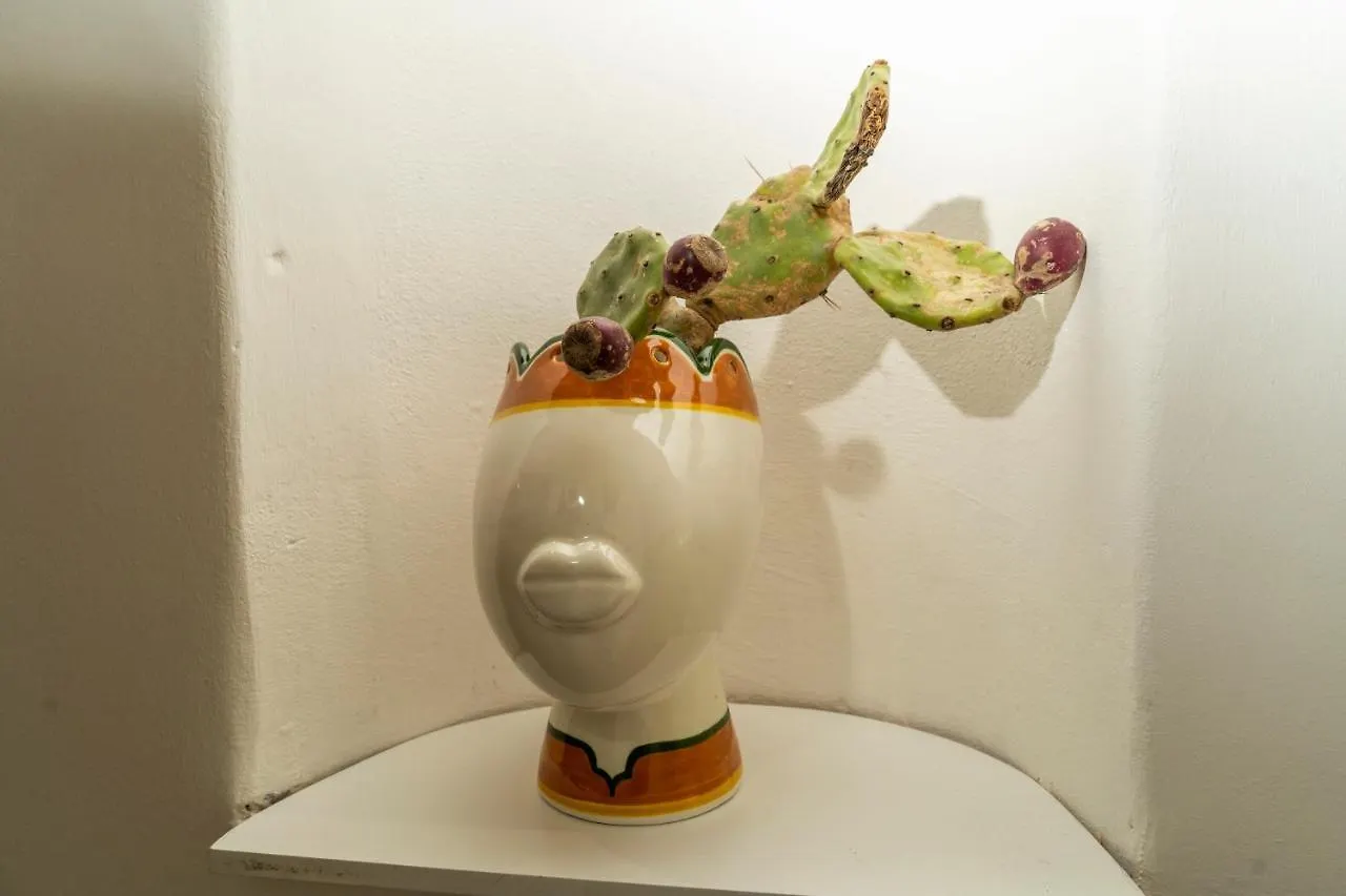 B&B Giardino Della Giganza 卡塔尼亚 0*,