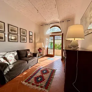 https://i-casaloni.it-tuscanyhotel.com